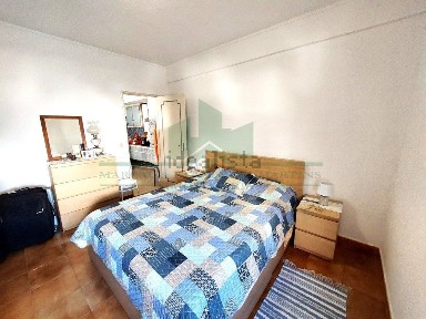 Apartamento T1 à venda na Rua Afonso de Albuquerque, 39
