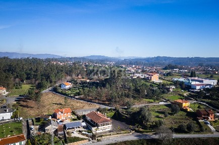 Espaço comercial à venda em Em547-2