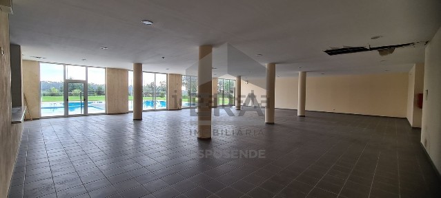 Espaço comercial à venda em Gandra