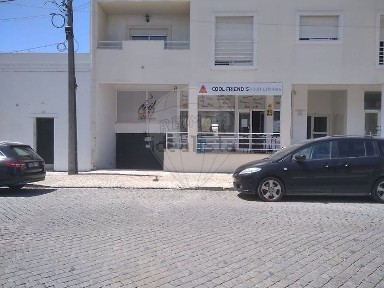 Armazém à venda em Coruche