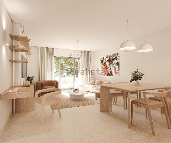Apartamento T2 à venda no Centro de Carvoeiro