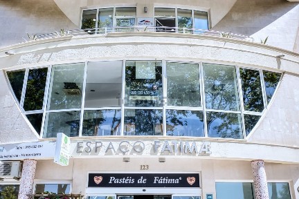 Espaço comercial à venda na Avenida de Dom José Alves Correia da Silva, 123