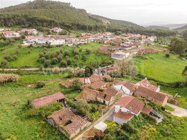 Armazém à venda na Rua das Cabeçadas, Teira
