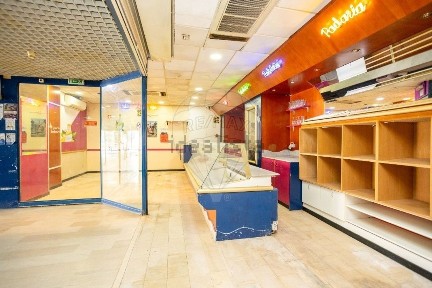Espaço comercial à venda na Rua de Olivenca