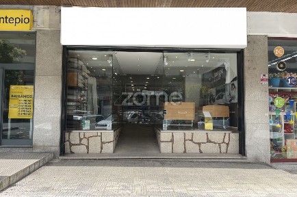 Espaço comercial à venda na Rua de Caires, 287