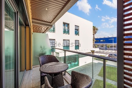 Arrendamento de apartamento T1 na Avenida do Porto de Pesca