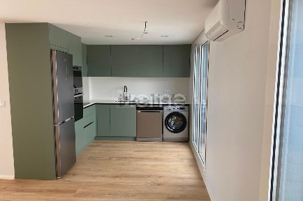 Arrendamento de apartamento T2 na Rua do Arraial, 14