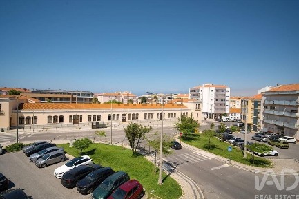 Arrendamento de apartamento T3 em Peniche