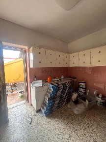 Arrendamento de apartamento T3 na Rua Conselheiro António José da Silva, 999