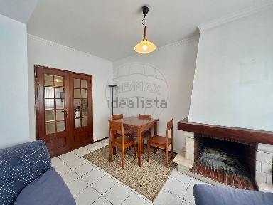 Arrendamento de apartamento T2 na Rua Miguel Franco