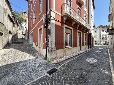 Arrendamento de apartamento T1 na Rua Barão de Viamonte