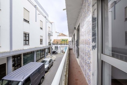 Arrendamento de apartamento T2 na Rua da Paz, 7