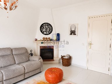 Arrendamento de apartamento T2 na Rua Manuel F. Pereira, 6