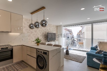Arrendamento de apartamento T2 em Nazaré
