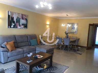 Arrendamento de apartamento T2 em São Martinho do Porto
