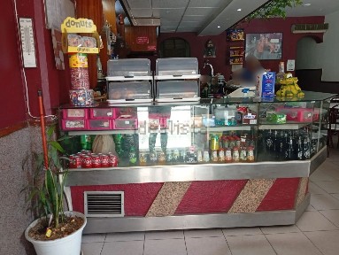 Cafetaria para trespasse na Rua 5 de Outubro, 1087