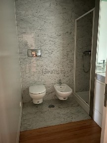 Arrendamento de apartamento T6 na Rua Batalha