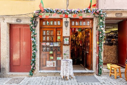 Cedofeita - Santo Ildefonso - Sé - Miragaia - São Nicolau - Vitória, Centro Histórico, Bairro Ribeira, Rua da Fonte Taurina