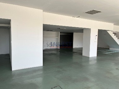 Arrendamento de espaço comercial na Bessa - Foco