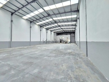 Arrendamento de armazém em Muro