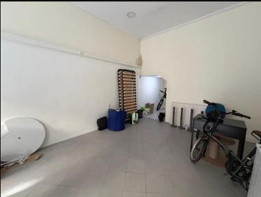 Arrendamento de espaço comercial na Rua de Cedofeita