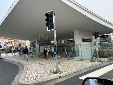 Arrendamento de espaço comercial na Santo Ovídio - Cedro - Monte da Virgem