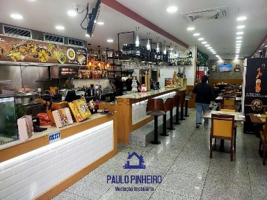 Restaurante para trespasse na Rua da Boavista