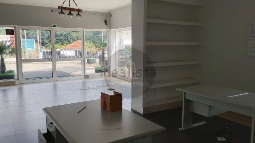 Arrendamento de espaço comercial em Muro