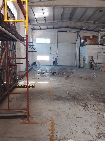 Arrendamento de armazém na Rua de Manuel Dias, 455