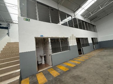 Arrendamento de armazém em Bougado