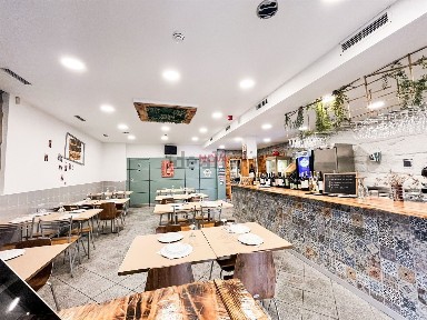 Restaurante para trespasse na Rua de São Vicente, 851