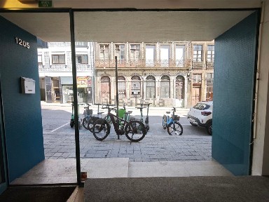 Arrendamento de espaço comercial na Rua de Santa Catarina