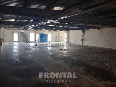 Arrendamento de armazém em Touguinha e Touguinhó