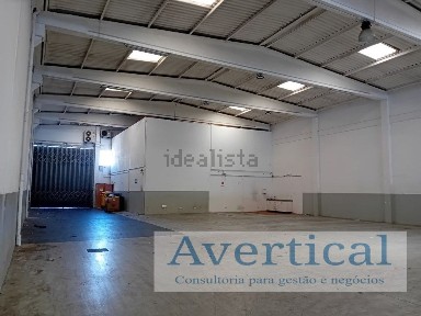 Arrendamento de armazém na Gueifães