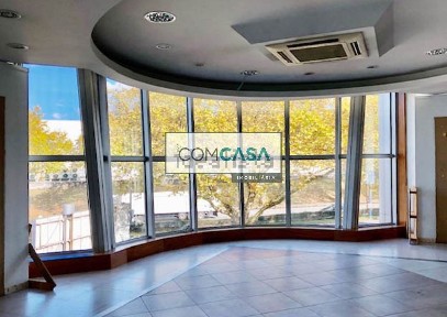 Arrendamento de espaço comercial na Viso - Zona Industrial