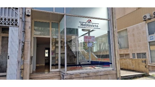Arrendamento de espaço comercial na Praceta Jaime Cortesão, 124