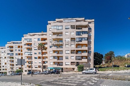 Apartamento T2 à venda na Rua José Silva Ribeiro