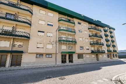 Apartamento T2 à venda na Rua Comend. António de Sousa Freitas