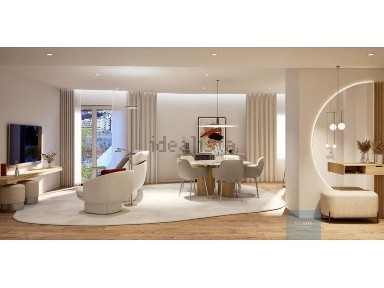 Apartamento T2 à venda na Avenida da Guarda Inglesa, 55 a