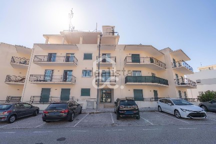 Apartamento T2 à venda na Quinta das Rosas