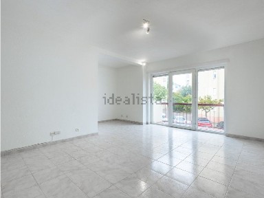 Apartamento T4 à venda em Tavarede