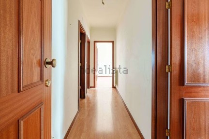 Apartamento T3 à venda na Rua Principal