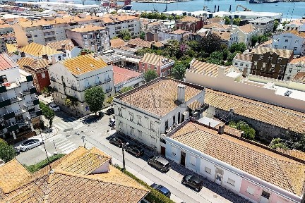 Apartamento T4 à venda na Rua Vasco da Gama