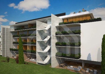 Apartamento T4 à venda na Rua José Branquinho de Carvalho s/n