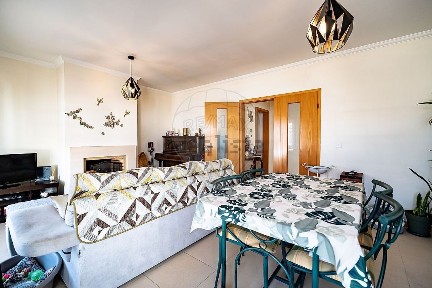 Apartamento T3 à venda em São Silvestre