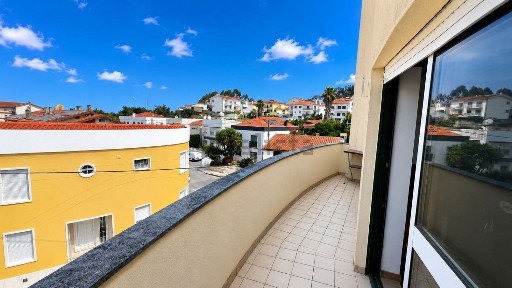Apartamento T4 à venda em São Martinho do Bispo e Ribeira de Frades
