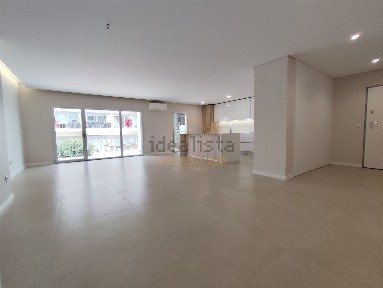 Apartamento T2 à venda em São Pedro