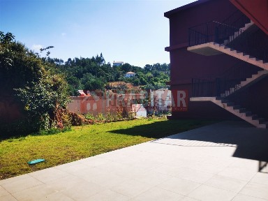 Apartamento T2 à venda na Rua Baixo, 59