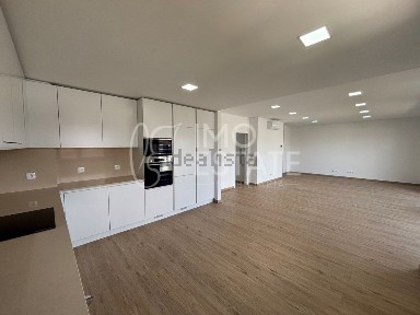 Apartamento T3 à venda em Condeixa-a-Velha e Condeixa-a-Nova
