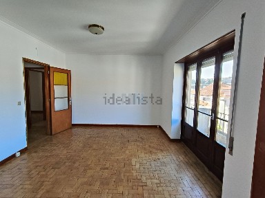 Apartamento T4 à venda no Bairro Norton de Matos